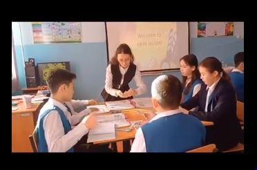 7 сыныпқа ағылшын тілі пәнінен “Reading and speaking about film genres” тақырыбында ашық сабақ өткізілді.